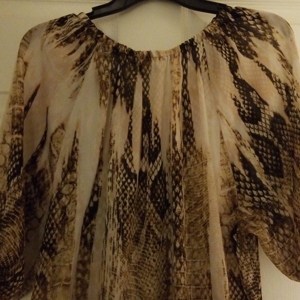 Blouse - Picture 6 of 6